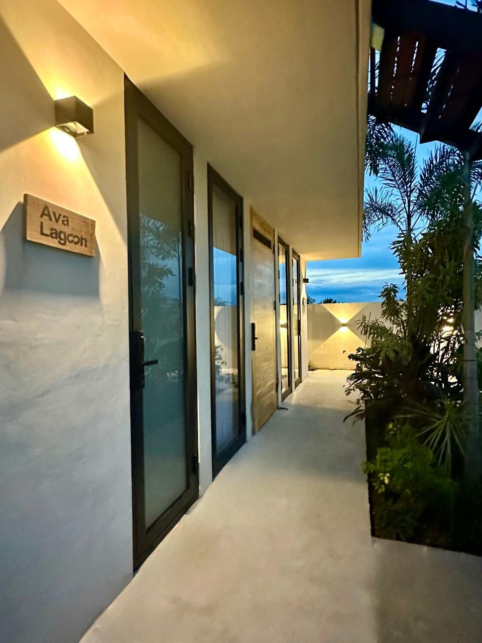 Lagoon Ocean View Apartment in Bali