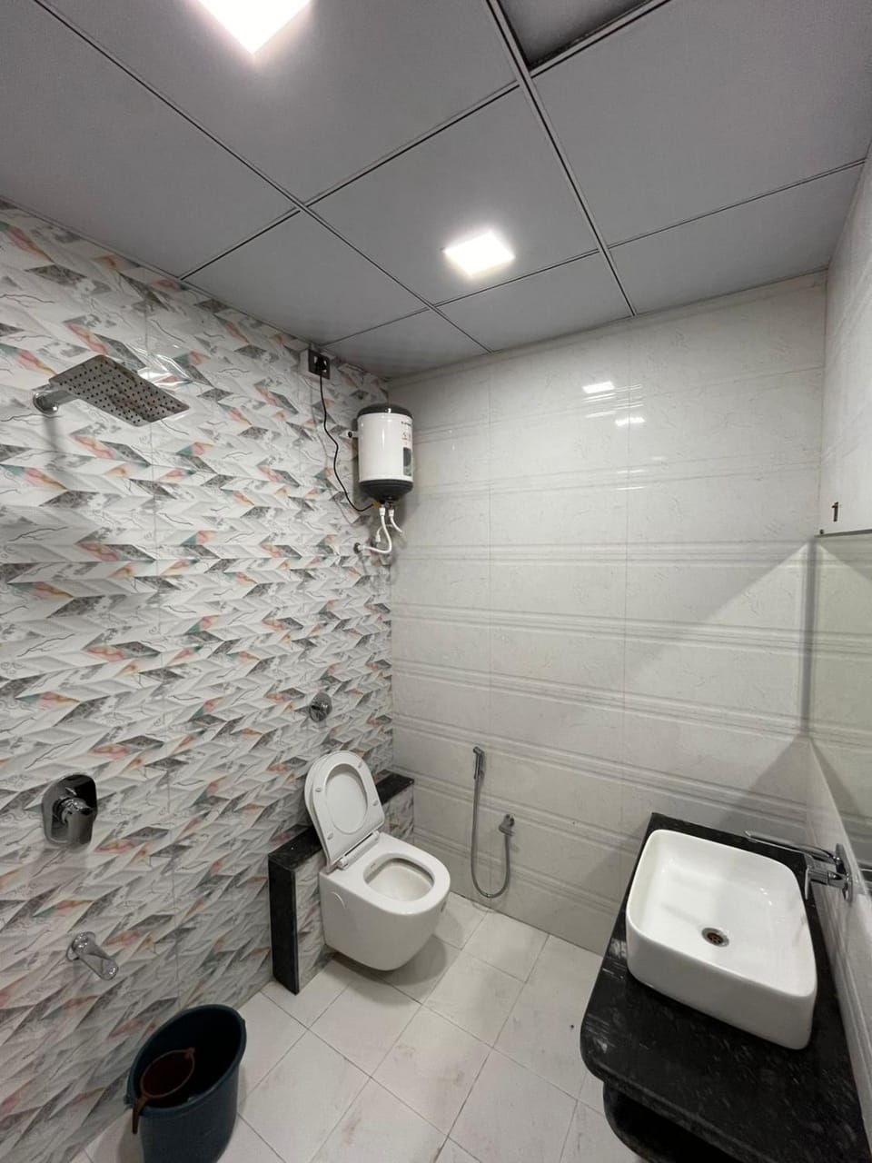 Shower, Toilet, Bathroom