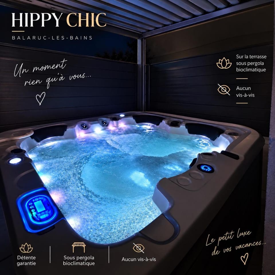 l'hippy chic jacuzzi superbe vue étang de Thau Apartment in Balaruc-les-Bains