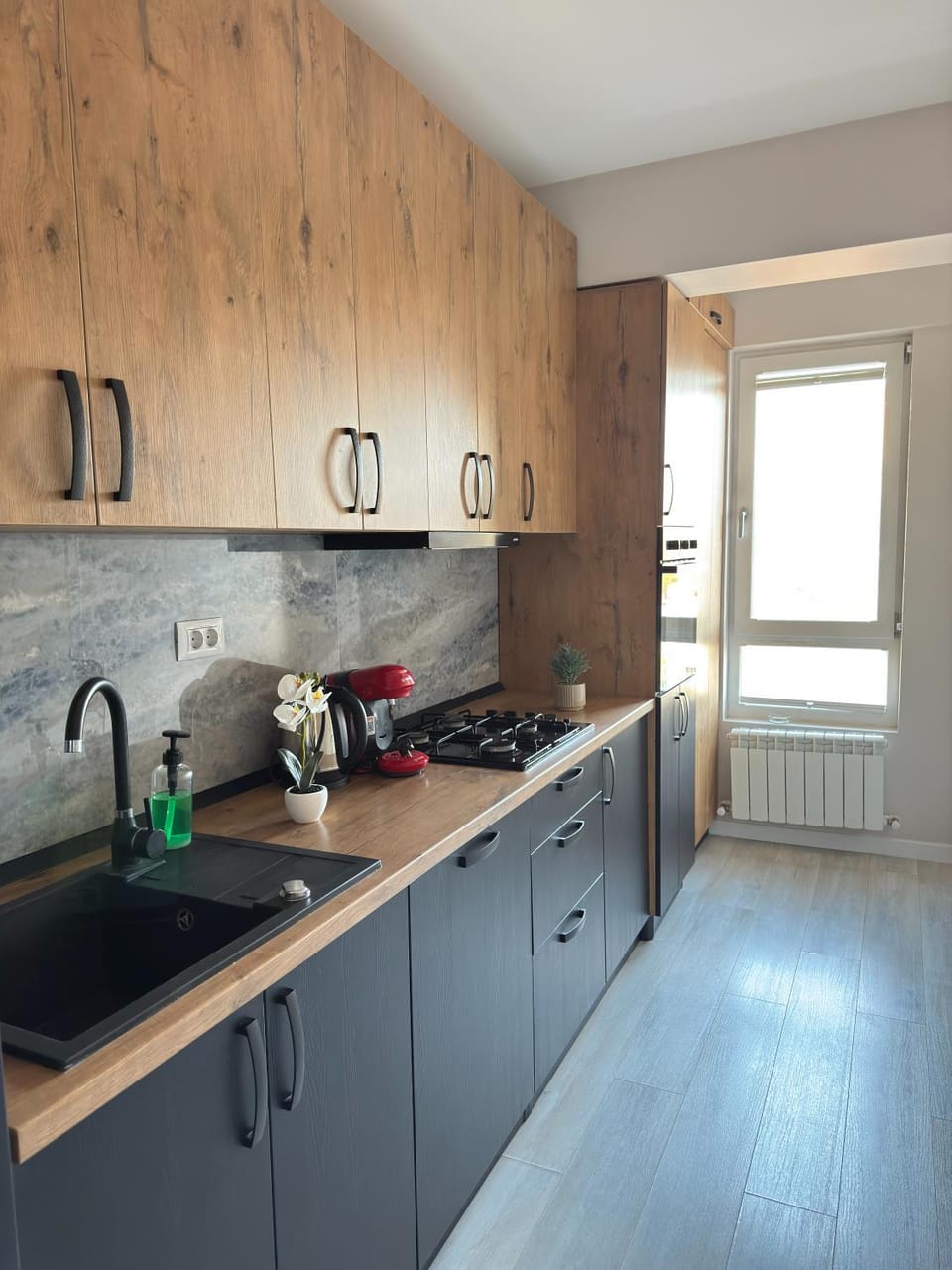 Kitchen or kitchenette, pet friendly, stove
