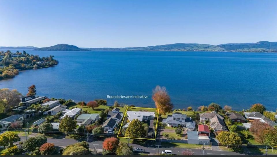 Panoramic Views of Rotorua's lake and Mountains House in Rotorua