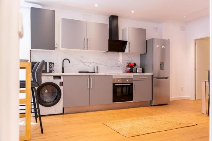 Spacious Deluxe Basement Ideal for 8 guests Apartment in Santander