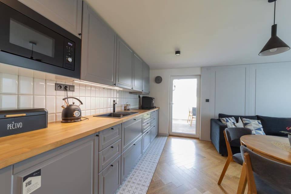 Balcony/Terrace, Kitchen or kitchenette, kitchen
