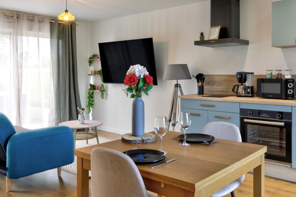 Loft chic avec Jacuzzi House in Brittany