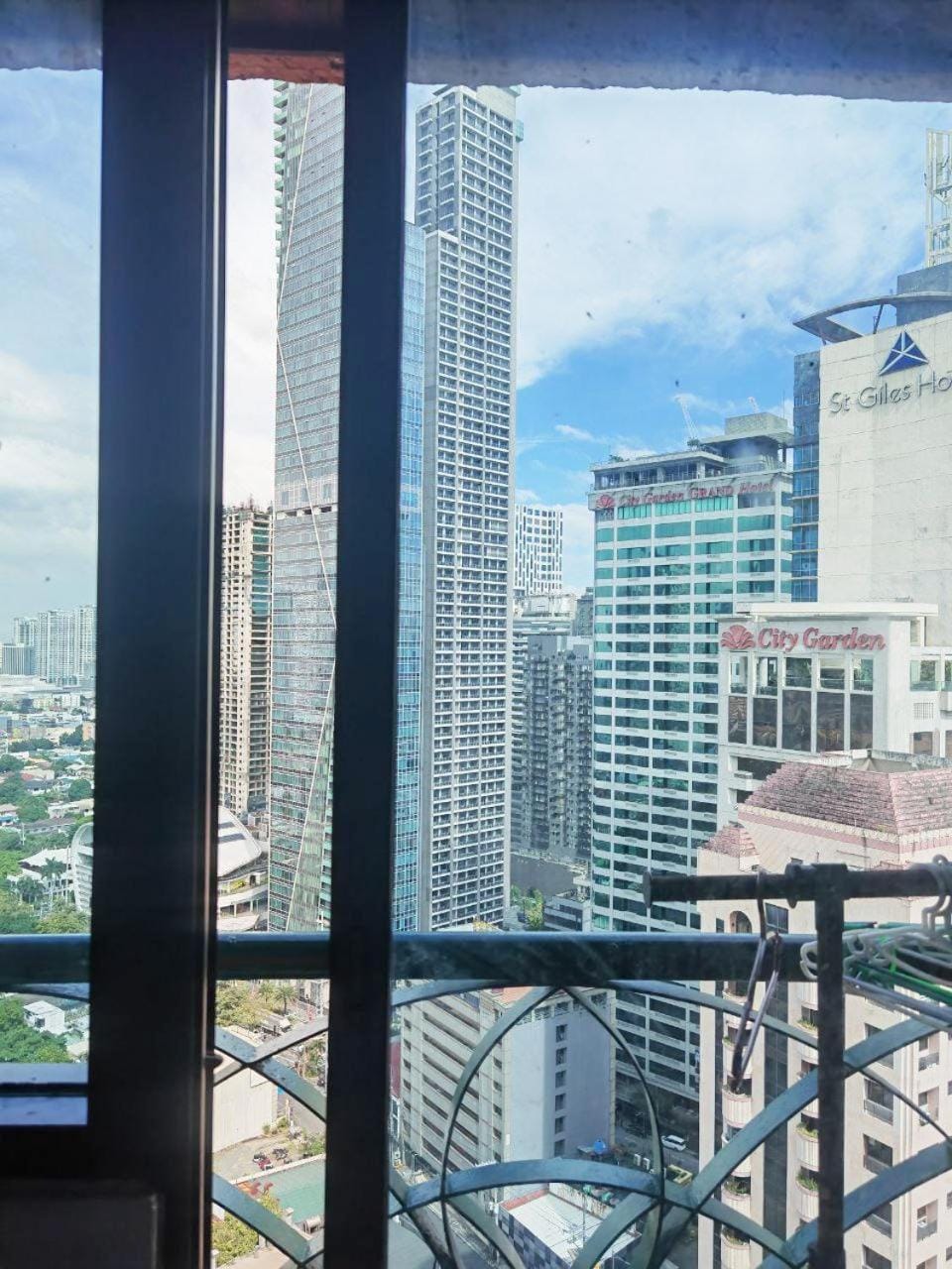 Balcony/Terrace, City view