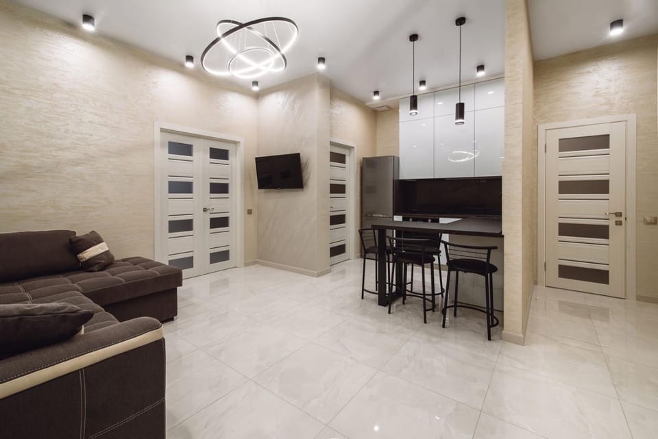 Kitchen or kitchenette, Living room, Seating area, Dining area