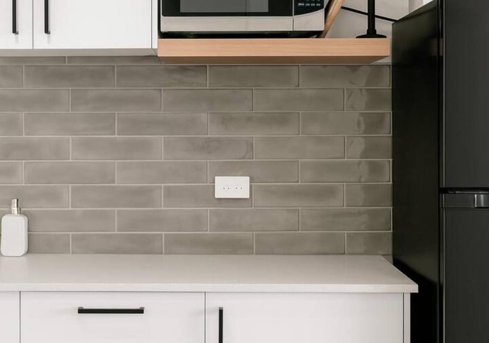 Kitchen or kitchenette, kitchen