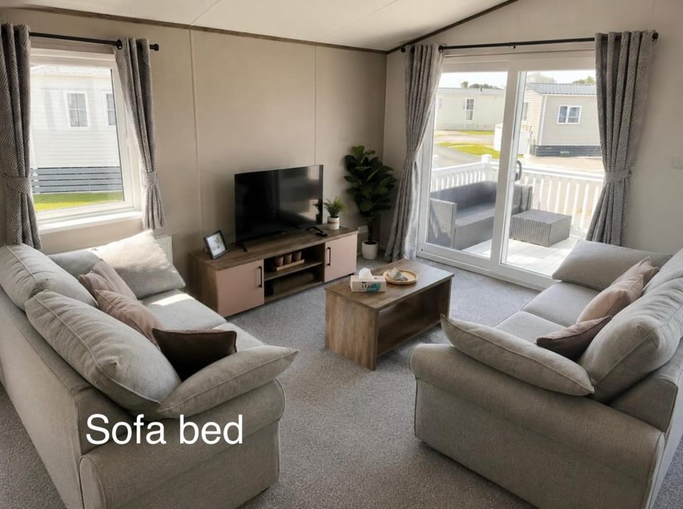 NEW 2025 Modern 3Bedrooms Lodge Walk to Beach House in Morecambe
