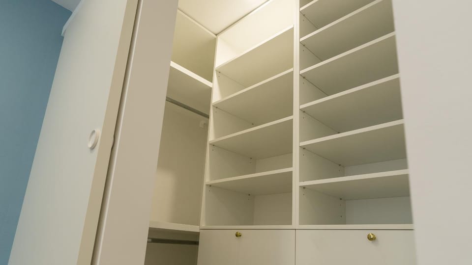 wardrobe