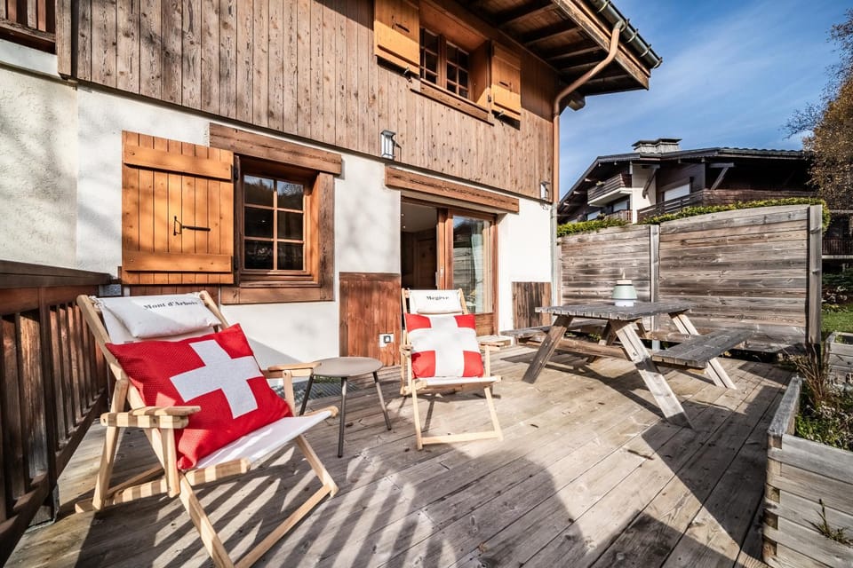 Property building, sunbed
