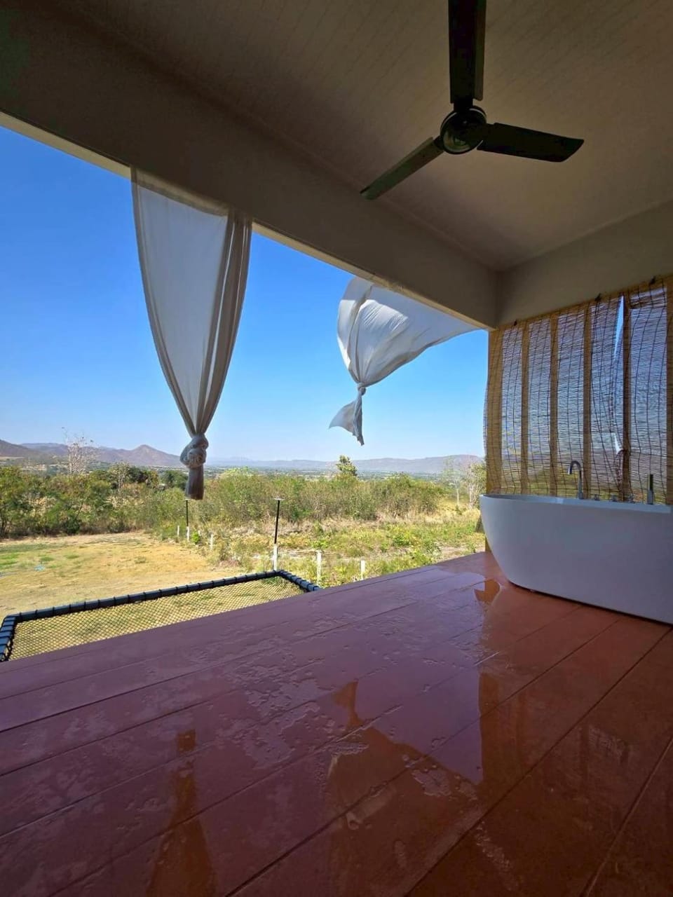 Patio, Day, Natural landscape, Hot Tub, View (from property/room), Balcony/Terrace, Mountain view