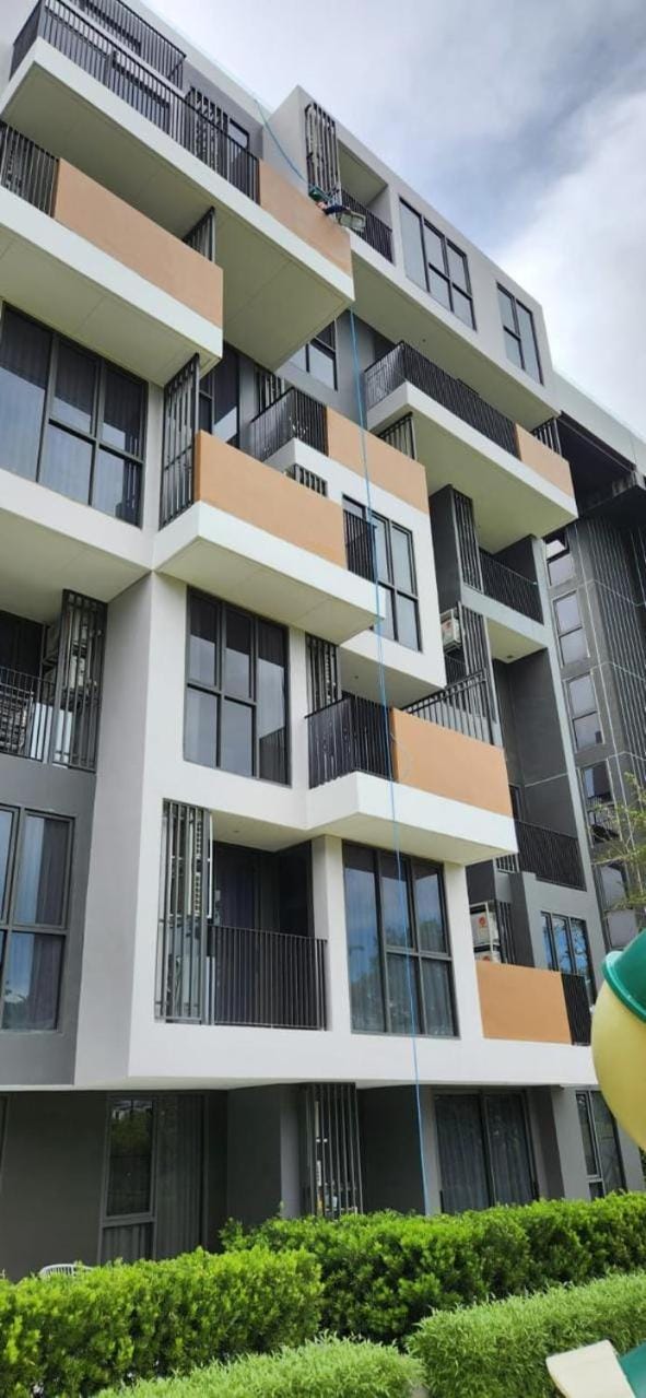 Skypark Laguna Apartment with Rooftop Pool at Bang Tao Apartment in Choeng Thale
