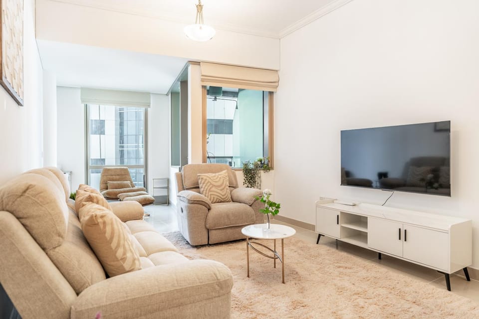 TV and multimedia, Seating area