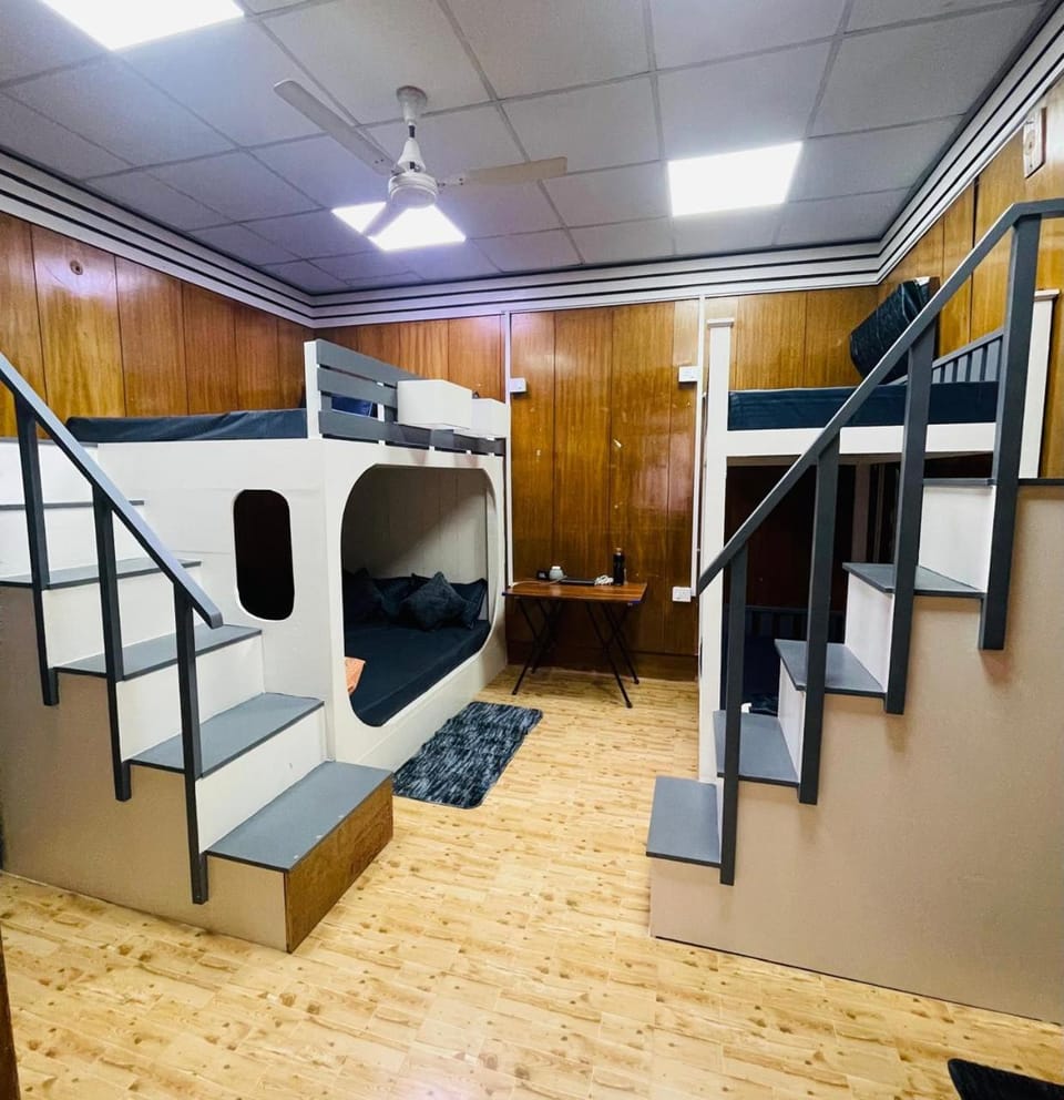 bunk bed