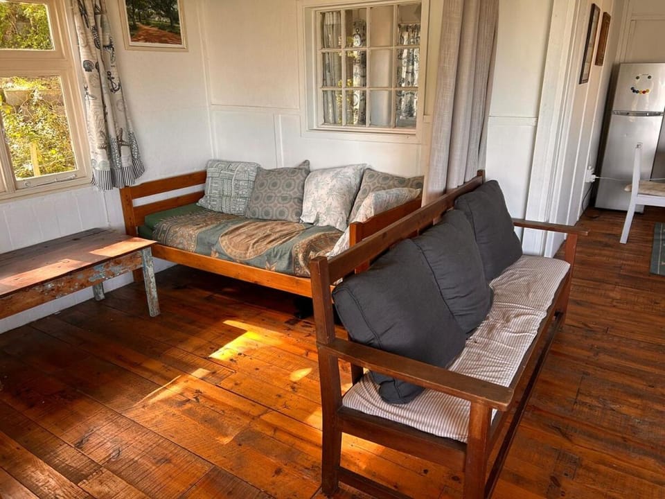 Explore River Cottage Ocean View House in Eastern Cape