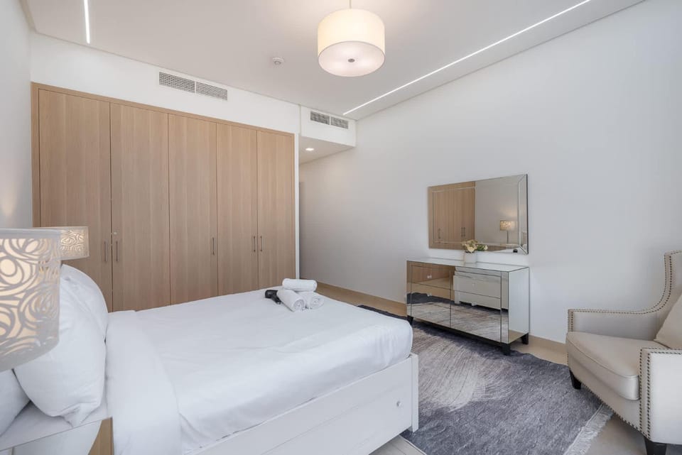 Free housekeeping visits during your stay - StayShort - Nice Villa in Gardenia Jebel Ali for Family of 5 Villa in Dubai