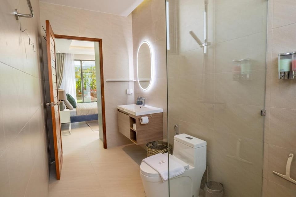 Villa Freedom Pool Billiard Haven 3BR Villa in Ko Samui