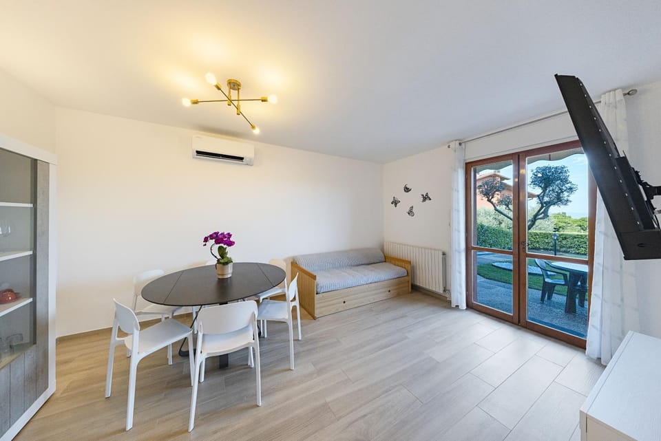 Casa Mirella Apartment in Province of Brescia