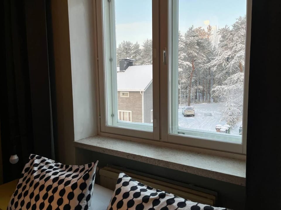 Neighbourhood, View (from property/room)