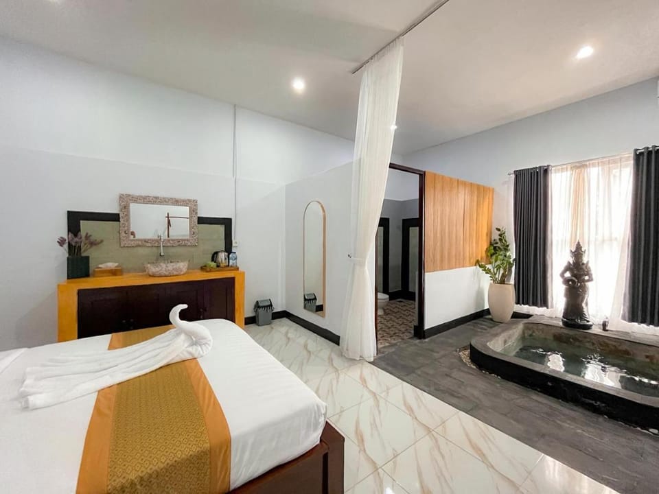 Bed, Photo of the whole room, Bedroom, towels, wardrobe
