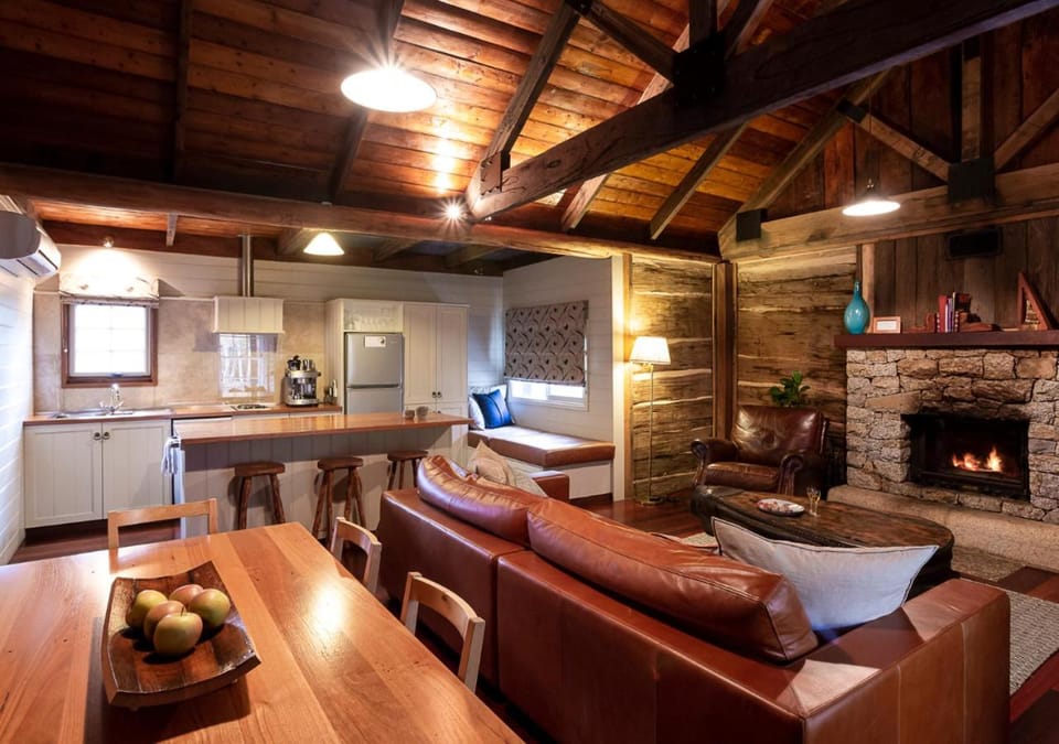 Living room, Dining area, kitchen