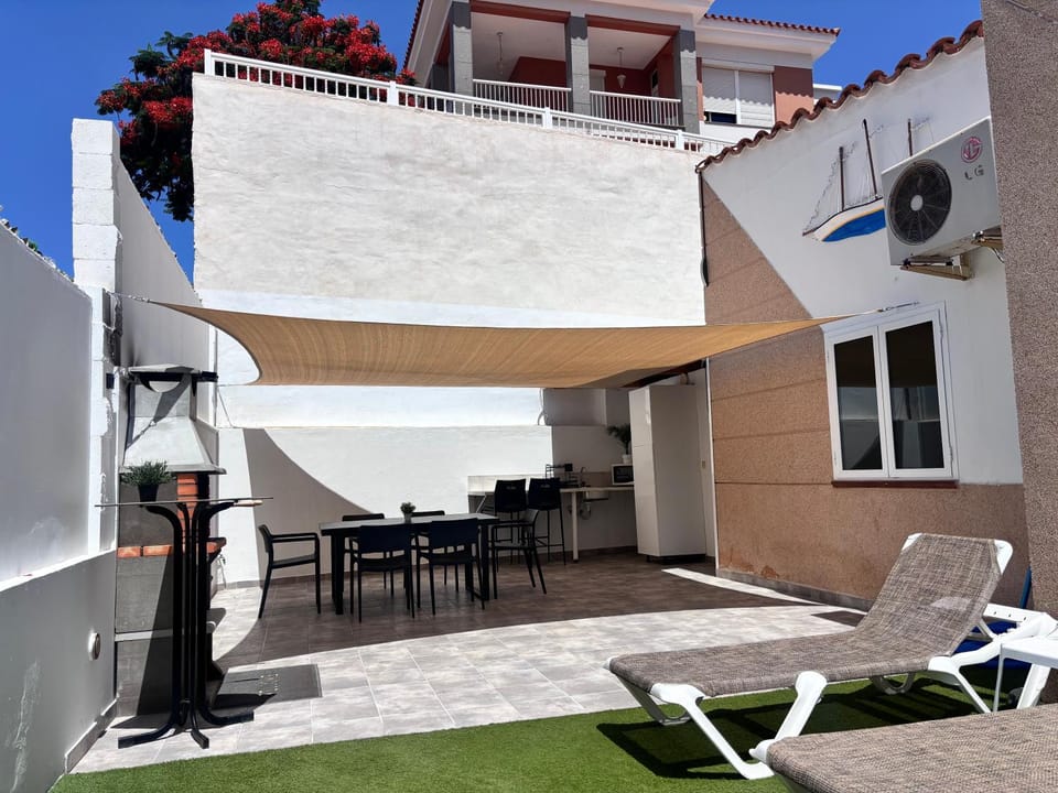 ViLLA DANEIRA LUX House in Comarca Sur