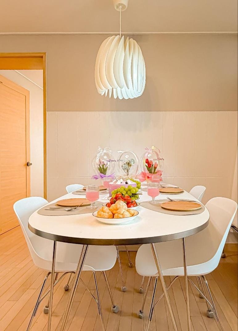 Cozy Seongsu Apartment in Seoul