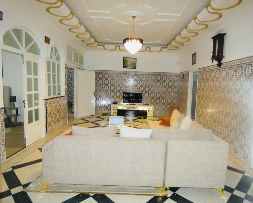 Communal lounge/ TV room, Living room