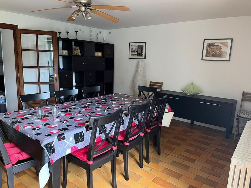 Les roses de Ginette House in Jonzac