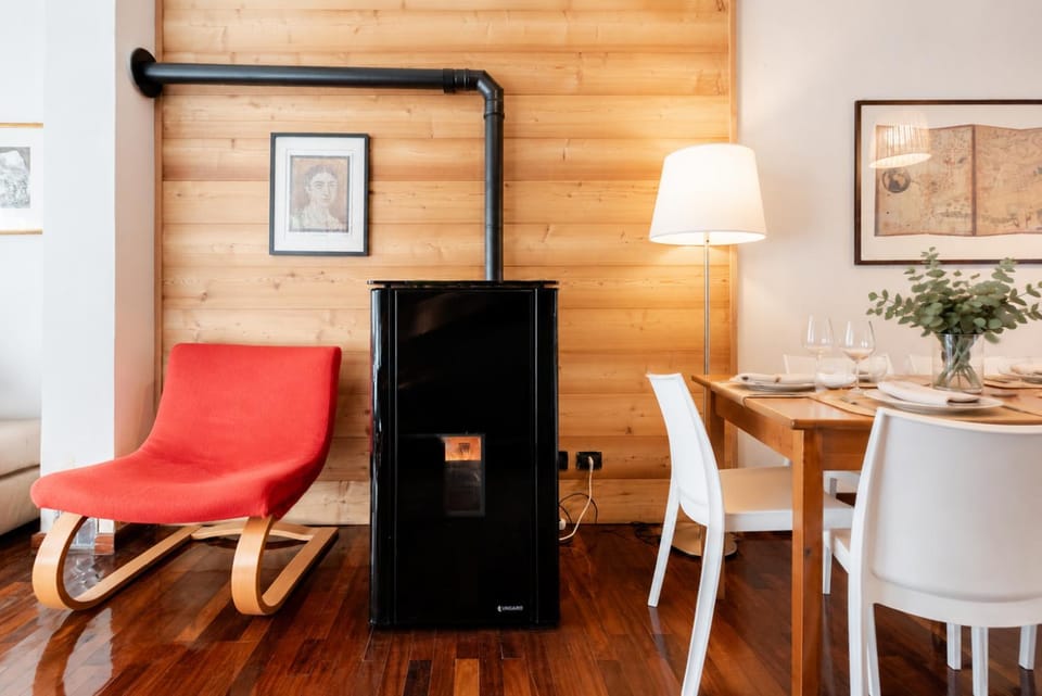 Dining area, Lunch