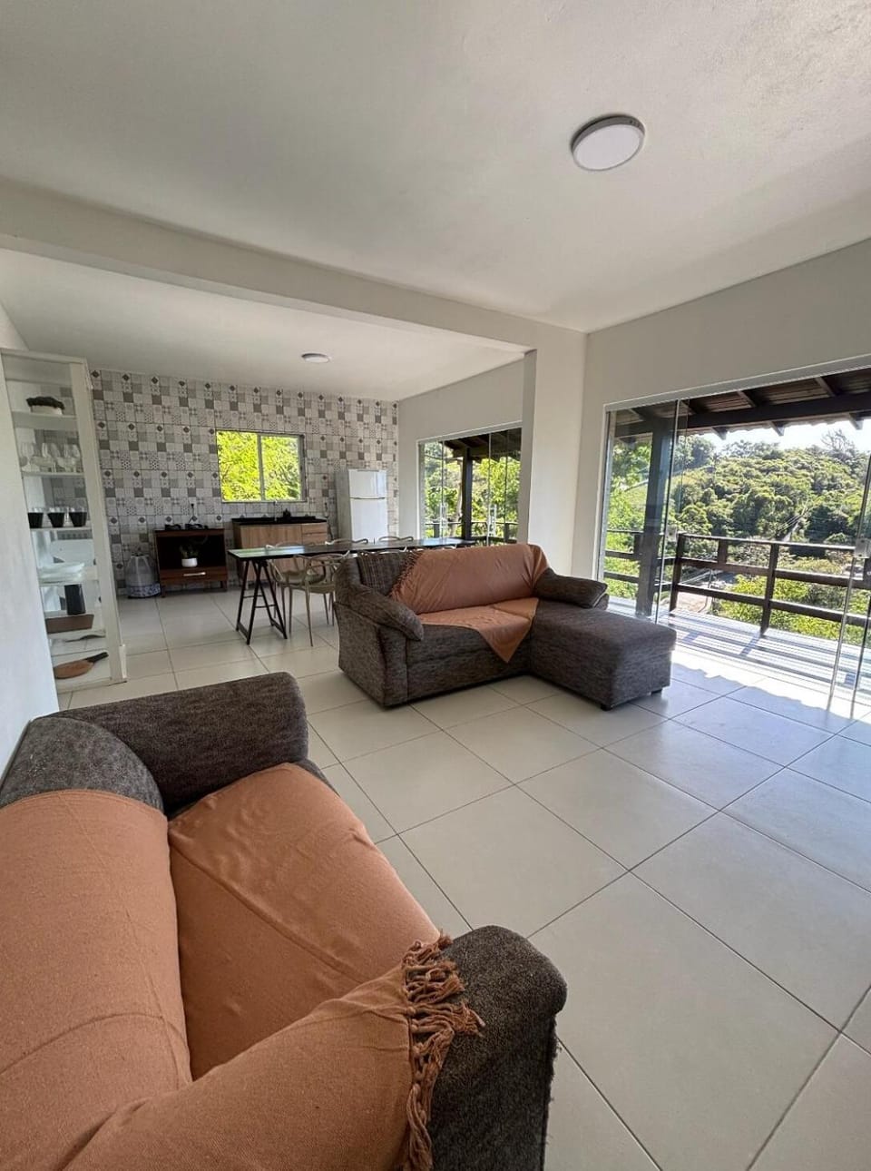 Living room, Area and facilities