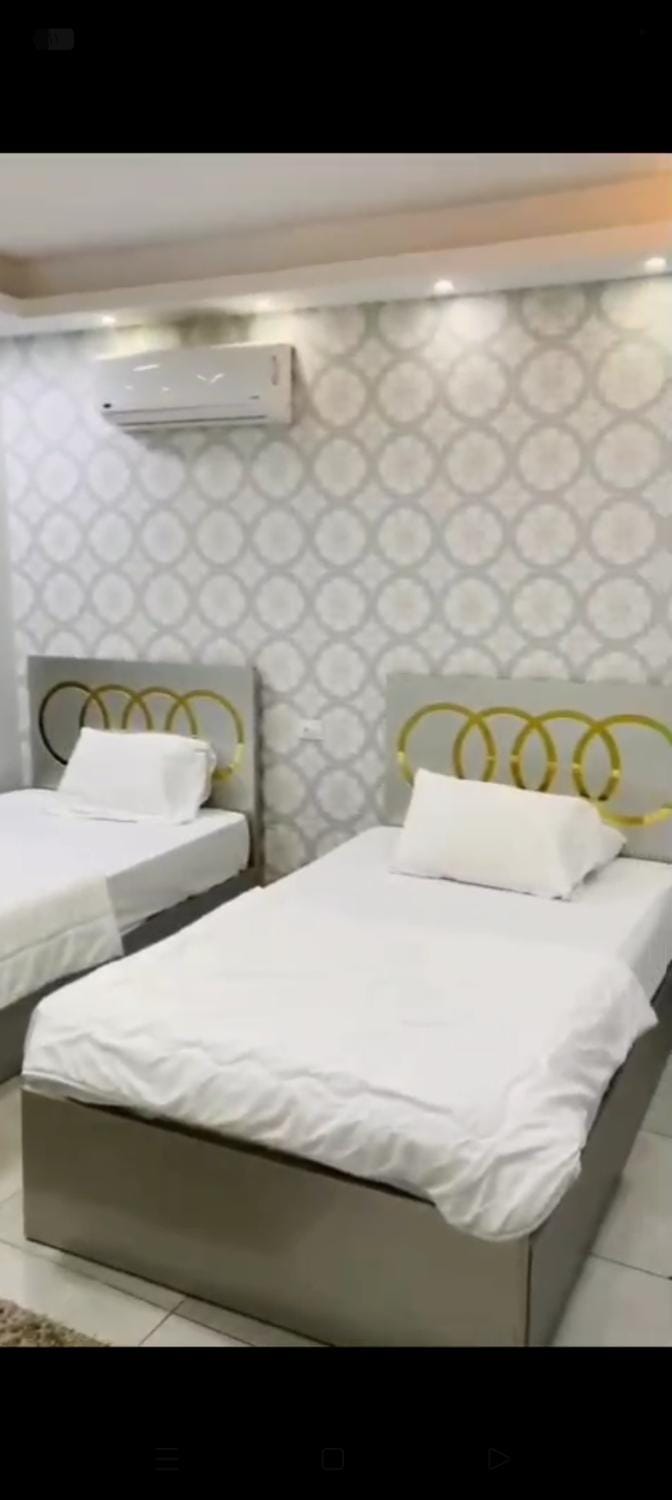 شقة علي النيل في الزمالك Apartment in Cairo