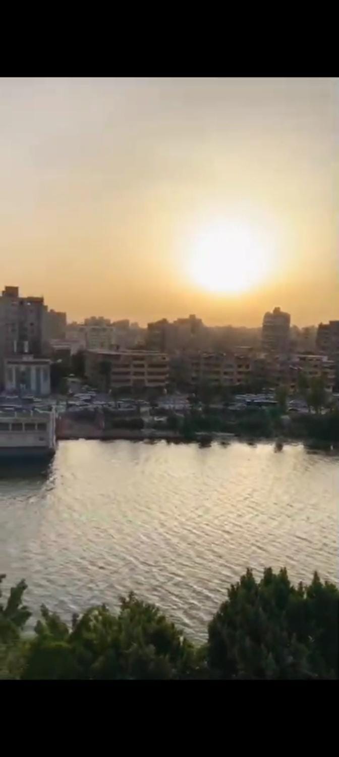 شقة علي النيل في الزمالك Apartment in Cairo