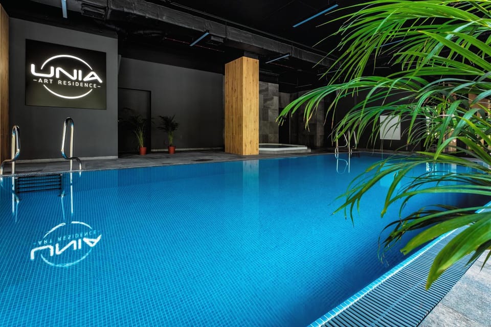 Pool view, Swimming pool