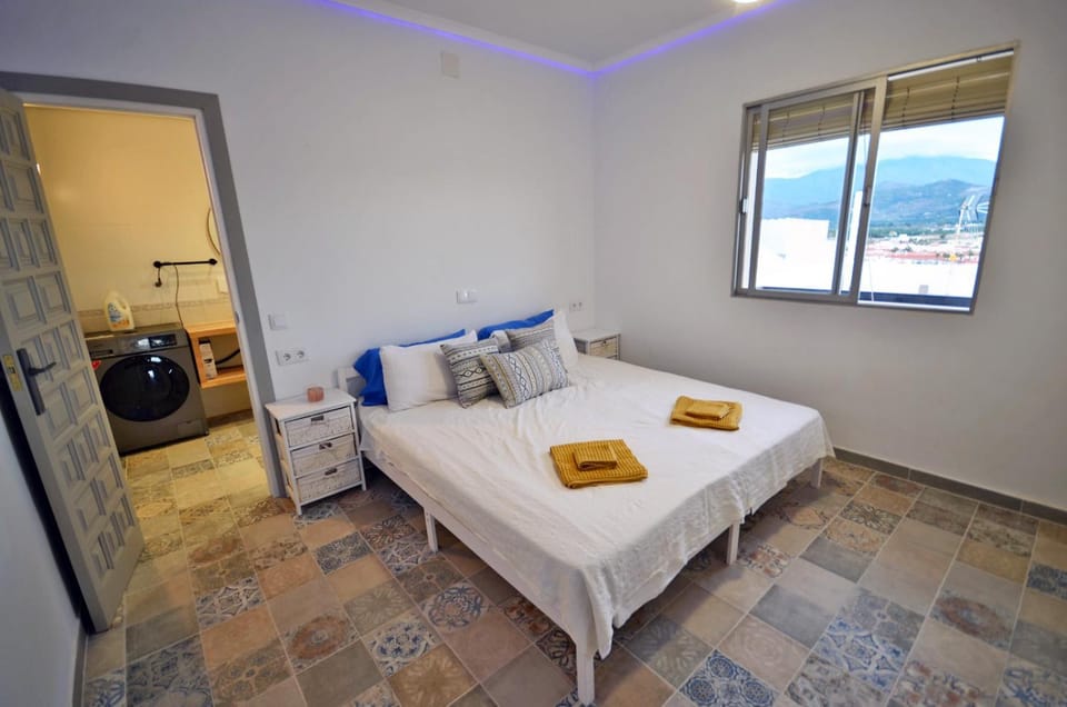 Bed, Natural landscape, Bedroom, City view, Landmark view, Sea view