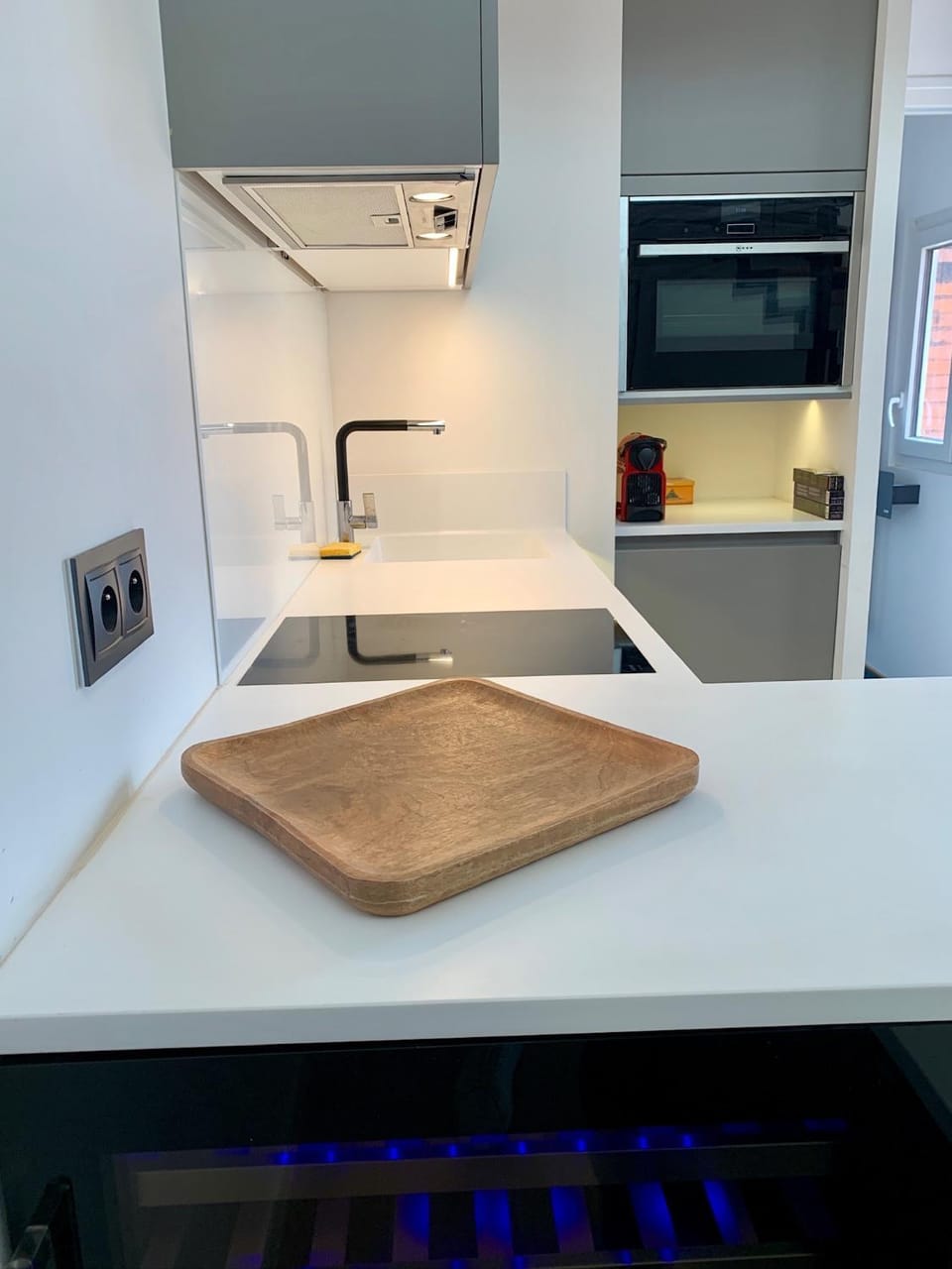 Coffee/tea facilities, stove, kitchen