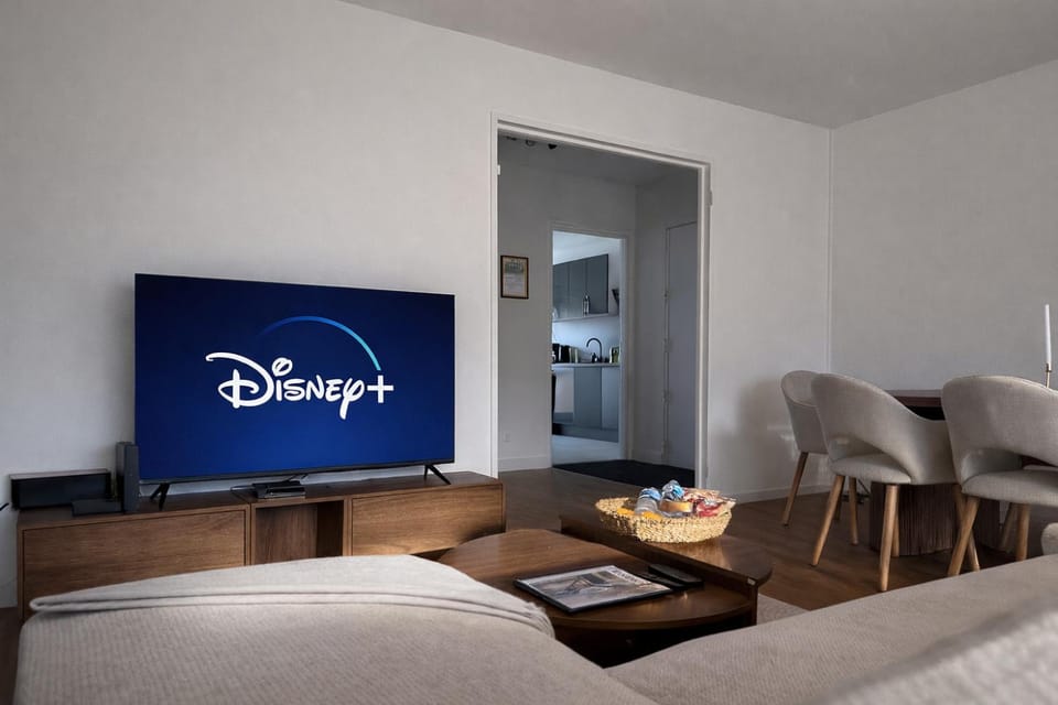 Communal lounge/ TV room, TV and multimedia