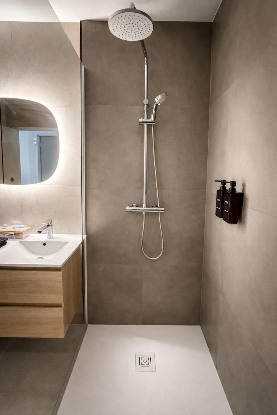 Shower, Bathroom