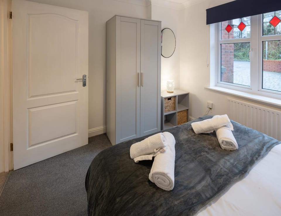 Bed, Photo of the whole room, Bedroom, towels, wardrobe