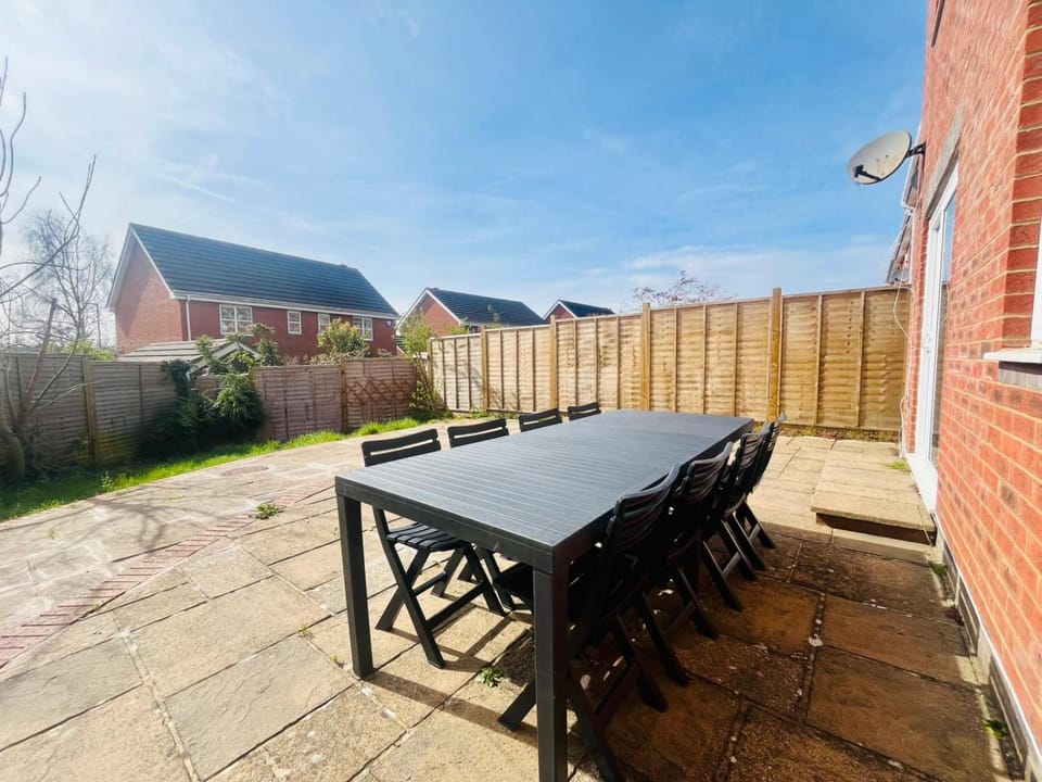 Garden, furniture