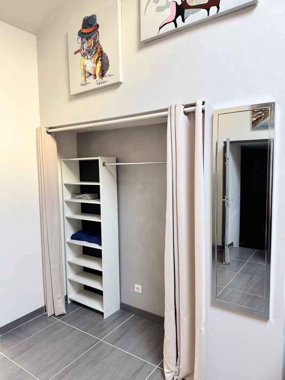 wardrobe