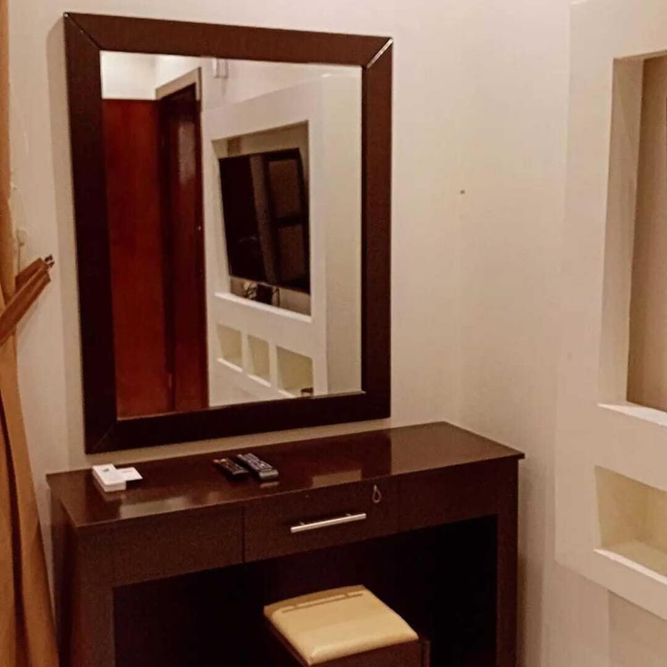 hair dresser