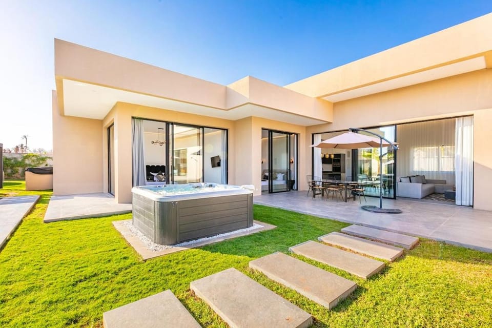 Prestige Twin Villa with Splendid View Villa in Marrakesh