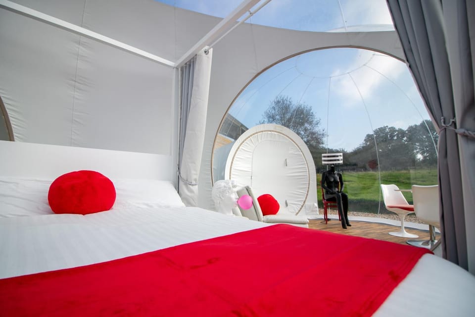 Barn bubble Luxury tent in Borough of Swale