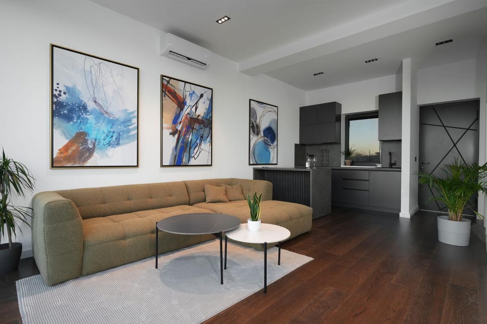 Kitchen or kitchenette, Living room, Seating area