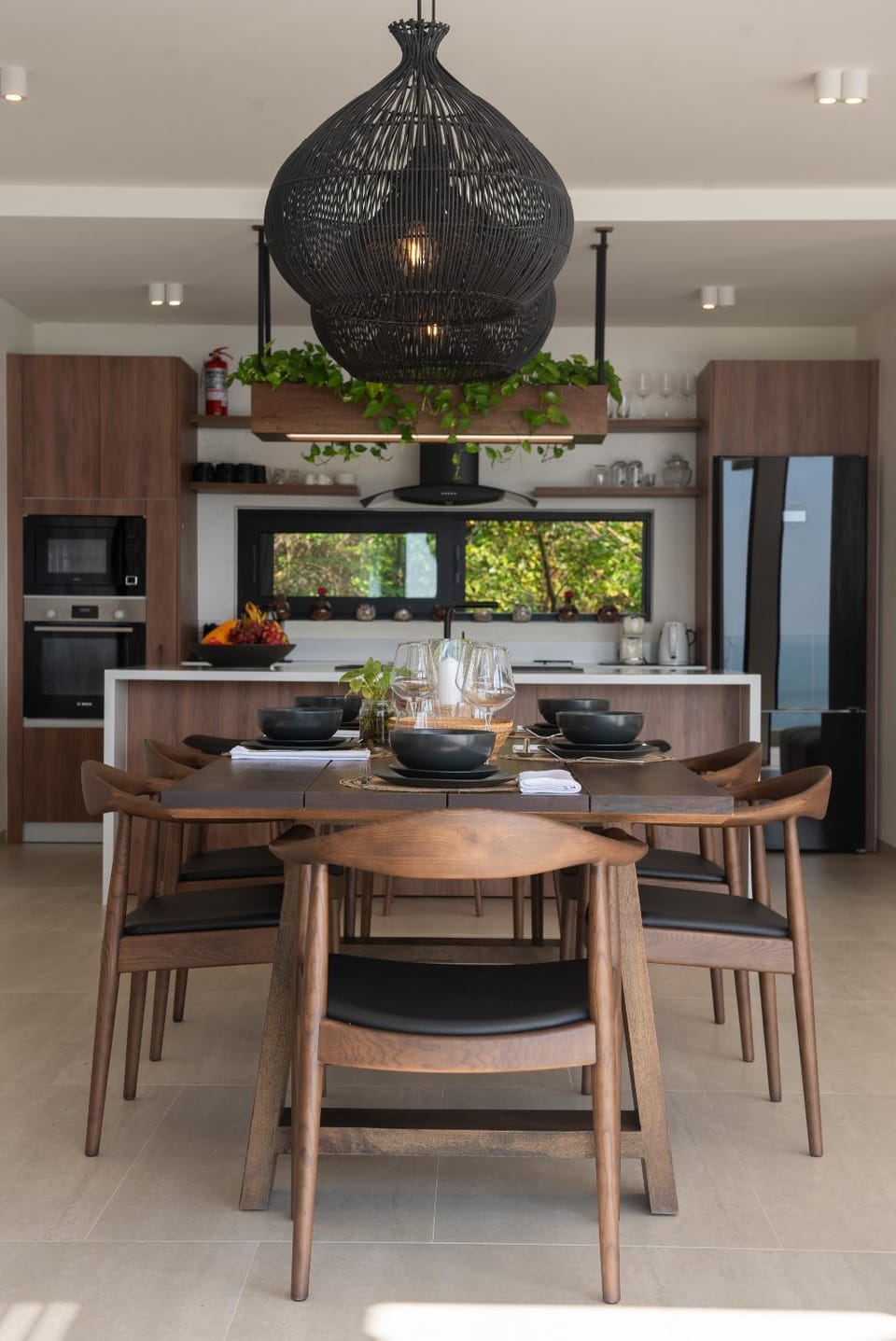 Kitchen or kitchenette, Food and drinks, Dining area, Food, minibar, oven, stove