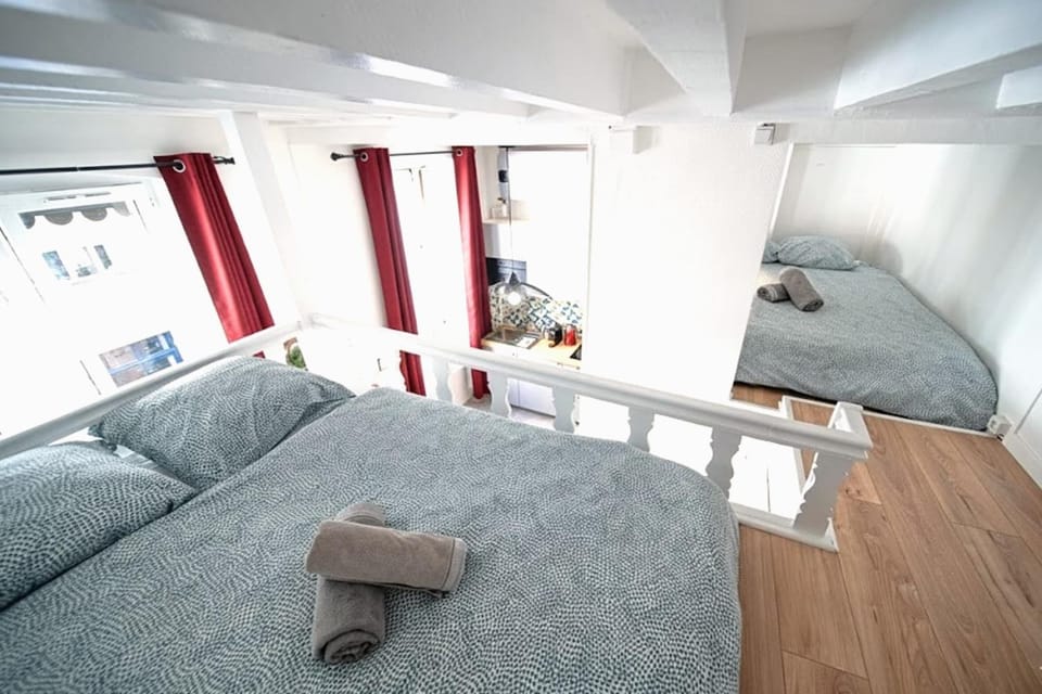 Le Petit Dedieu" Appartement cosy rénové pour 4 personnes Proche de Ch Apartment in Villeurbanne