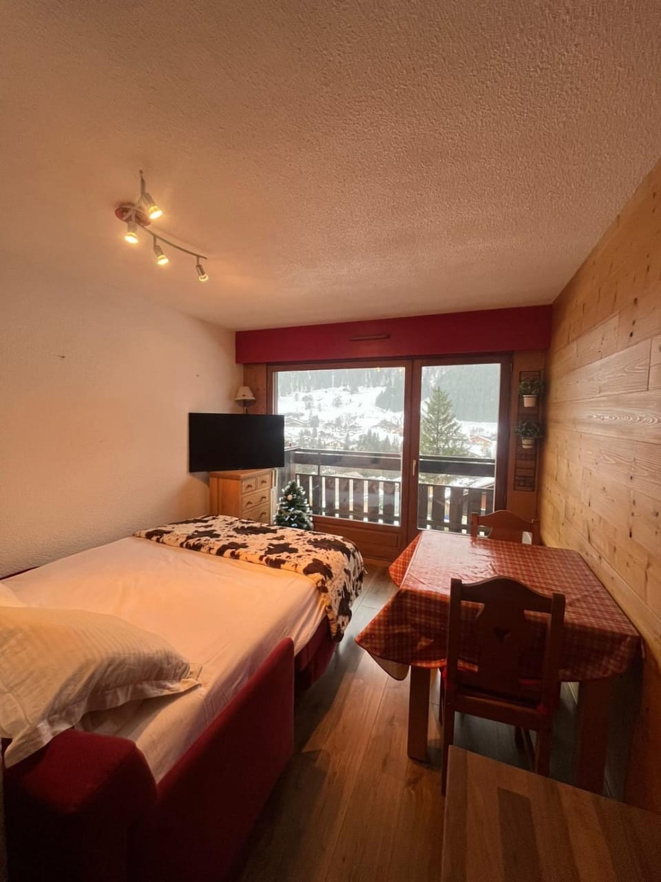 Sunny studio with open view full comfort Apartment in La Clusaz