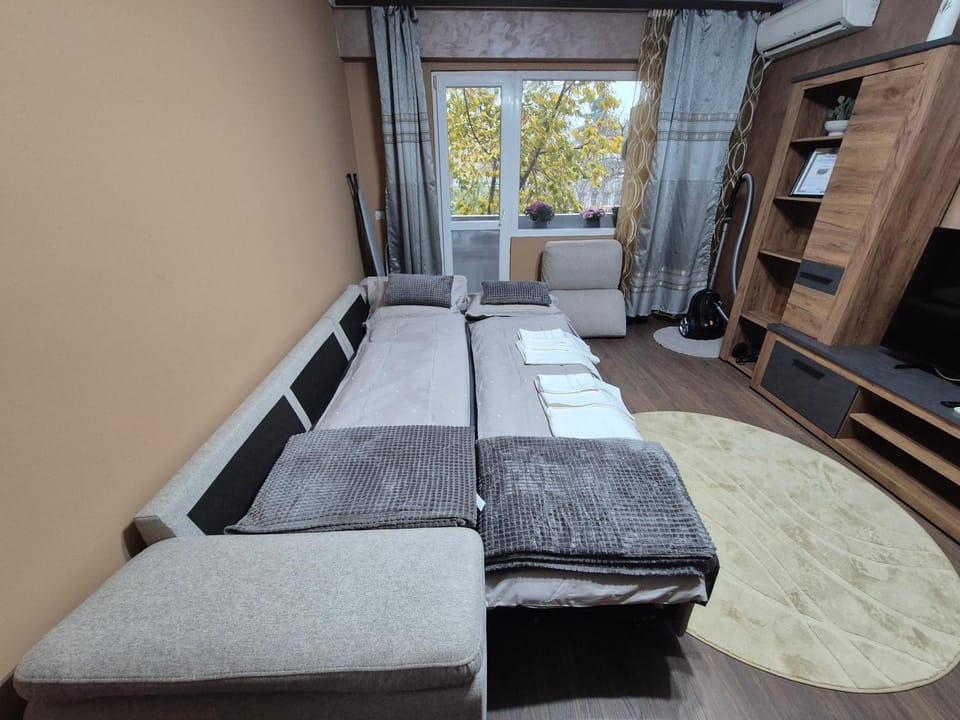 Апартамент Михаел Apartment in Dolj County, Romania