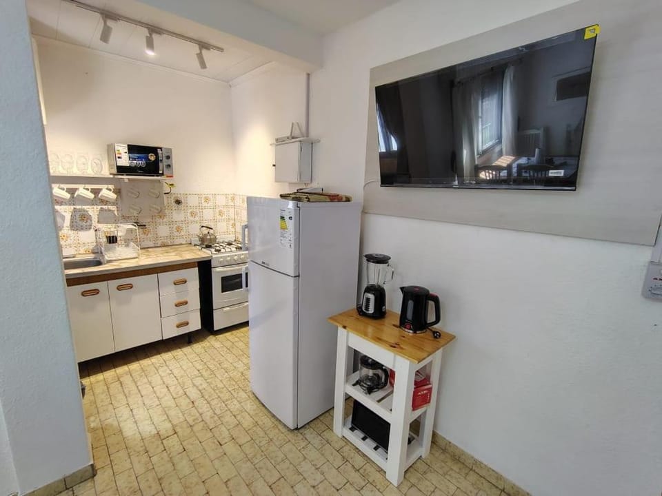 Kitchen or kitchenette, oven